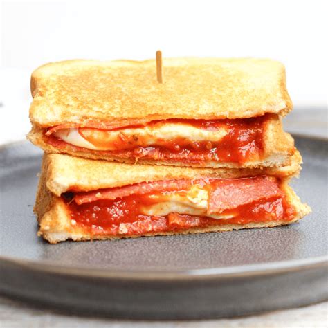 Pepperoni Pizza Grilled Cheese Sandwich - Simply Made Recipes