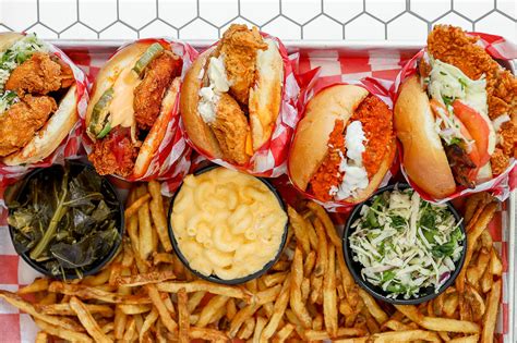 Roaming Rooster, Home to D.C.’s Favorite Fried Chicken Sandwiches, Opens on U Street - Eater DC