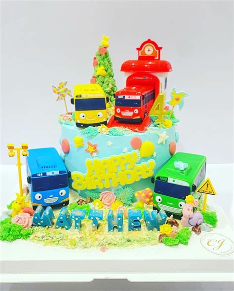 Tayo Little Bus cake, Food & Drinks, Homemade Bakes on Carousell