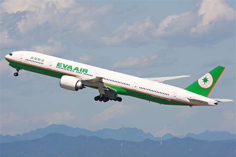 File:EVA Air Boeing 777-300ER Zhu-1.jpg