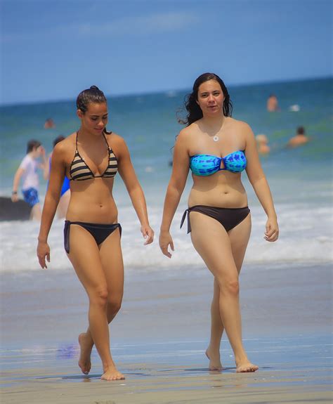 All sizes | Girls on the beach | Flickr - Photo Sharing!