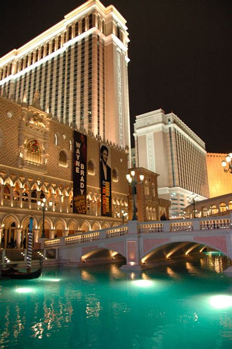 5 star hotels in vegas | Star Hotels Las Vegas | Las vegas hotels, Vegas hotel, Las vegas