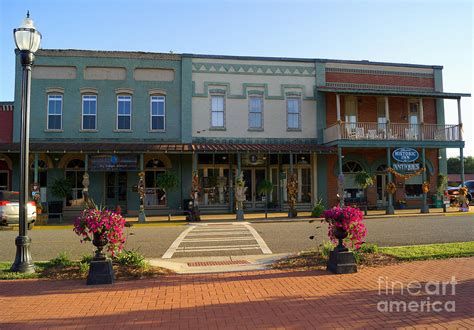 Plains Historic Inn and Antiques in Plains Georgia Digital Art by Kim ...