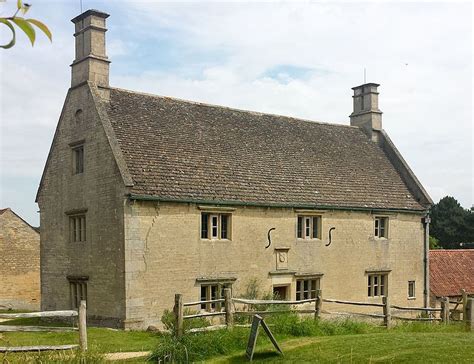 Woolsthorpe Manor Isaac Newton's home Woolsthorpe-by-Colsterworth Lincolnshire East Midlands ...