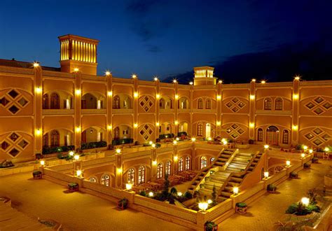 Iran Hotels; What are the top hotels in Iran cities? | Saadatrent