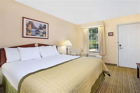 Baymont by Wyndham Forest City | Forest City, NC Hotels