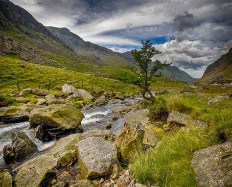 The Llanberis Pass, Snowdonia, Wales. | Snowdonia, Places to visit, Favorite places