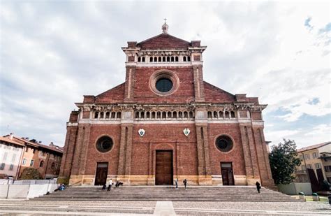 The Cathedral of Pavia, Italy Stock Photo - Image of europe, buildings: 40576582