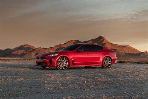 2022 Kia Stinger Gets More Power, Better Tech | Edmunds