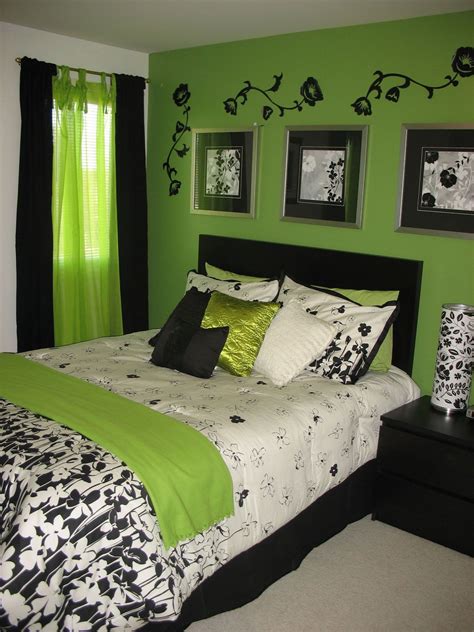 Green bedroom walls, Lime green bedrooms, Green bedroom design