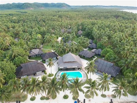 15 BEST Resorts in Siargao: Experience the island life - Tara Lets Anywhere