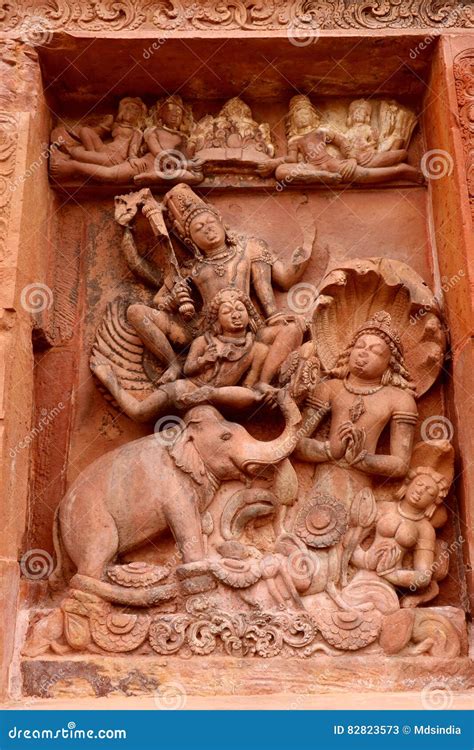 Gagendra Moksha Vishnu Idol in Dashavatara Vishnu Temple Editorial Stock Photo - Image of holy ...