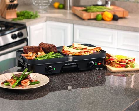 Best Electric Griddles – 2022 Reviews [UPDATED]