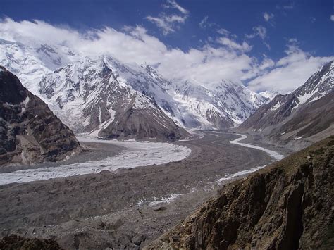 Batura Glacier Trek - World's 7th Longest Glacier | Silkroad Guides