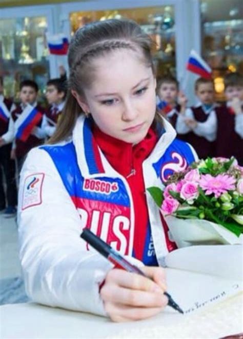 Yulia Lipnitskaya Height, Weight, Age, Family, Facts, Boyfriend, Biography