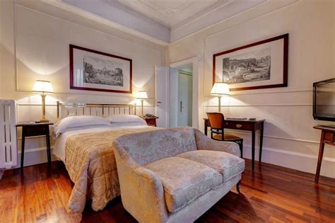 Hotel With Rooms & Suites In Rome | Grand Hotel Plaza Roma