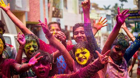 When is Holi in 2023: Date, time, all you need to know - India Today