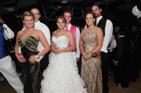 Cape Henlopen High School holds prom | Cape Gazette