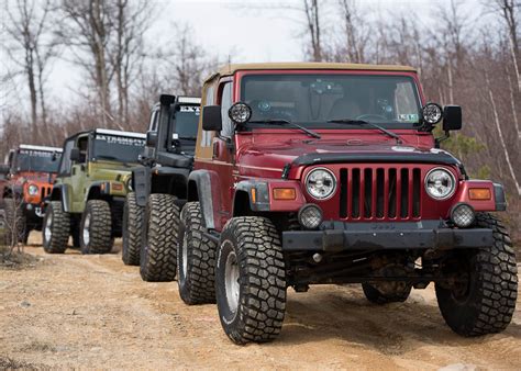 How to Choose a Jeep Lift Kit & Mods You’ll Need to Support It