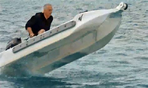 The world’s fastest kayak is the most stable kayak too, naturally – MICRONAUTICAL BOAT DESIGN