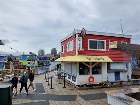 A guide to dining at Victoria's Fisherman's Wharf - Capital Daily