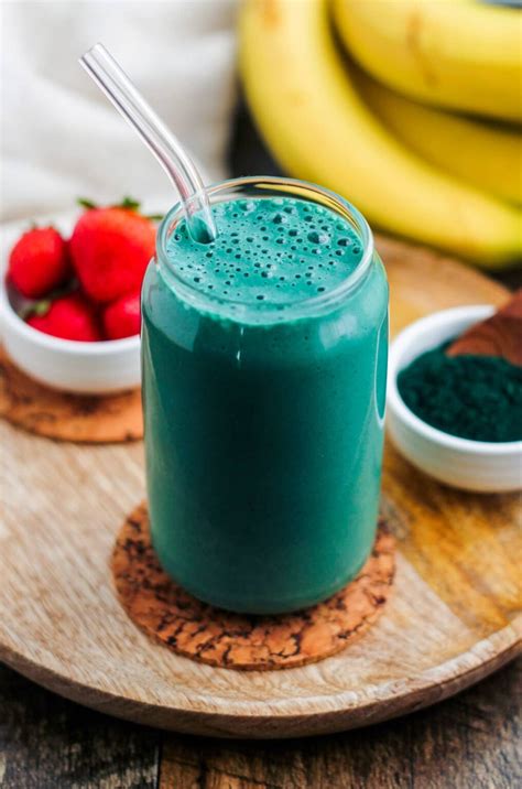 Spirulina Smoothie Recipe - The Honour System