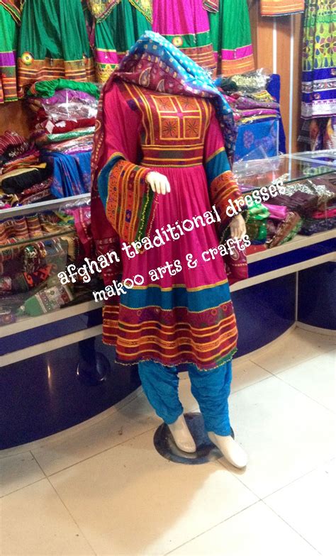 Hand embroidery in silk fabric😍😍 | Afghan clothes, Traditional outfits, Traditional dresses