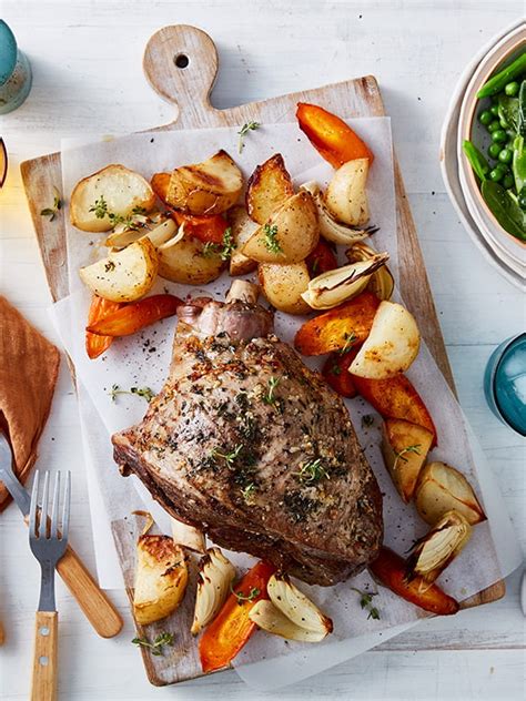 Thyme and garlic lamb leg roast | Australian Lamb - Recipes, Cooking ...