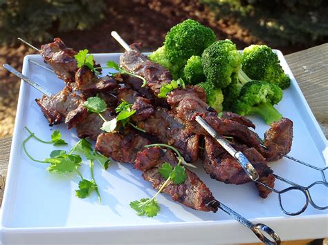 Becki Melvie: Beef Yakitori {Paleo, Gluten-Free, Quick & Easy Dinner}