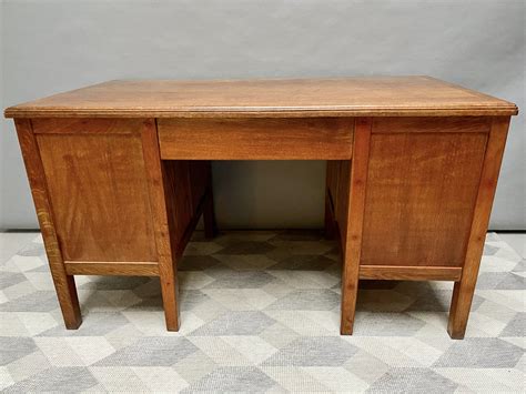 Large vintage Wooden Desk with Drawers Oak 1950s - Design Market