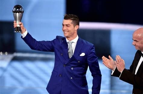 Ronaldo is Best Player while Puskás Award goes East :: Topical :: PUSKAS.COM