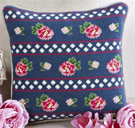 Twilleys - Tapestry Cushion Front Kit - Twilight Roses | Tapestry cushion, Tapestry kits ...