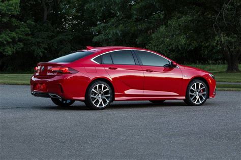 Used 2020 Buick Regal Sportback GS Review | Edmunds