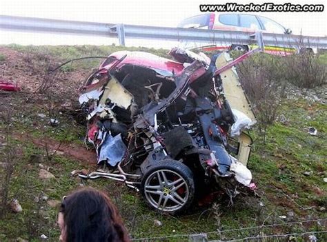 My Funny: 15 Unbelievable Supercar Crashes They Walked Away From | Pictures