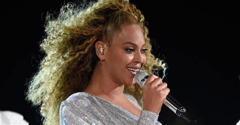 Beyoncé's 'Before I Let Go' Cover Sparks Joy On Twitter As Ode To Black ...