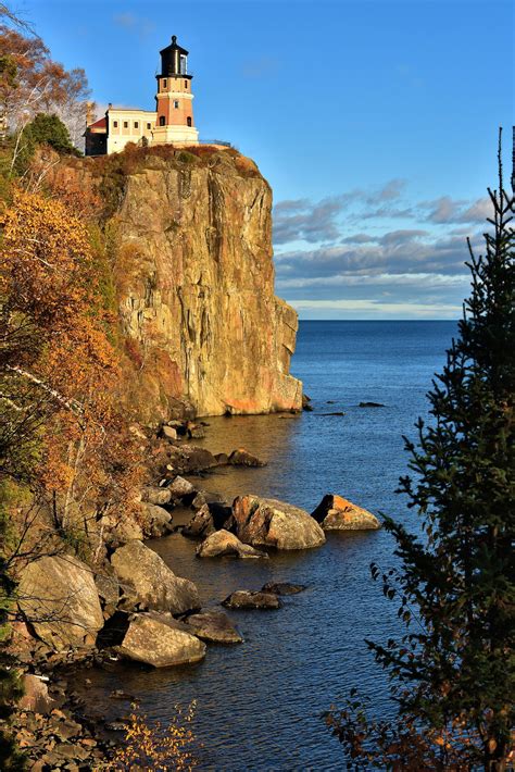 Split Rock Lighthouse in Two Harbors, Minnesota - Encircle Photos