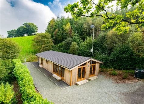 5* Luxury Lodges with Hot Tubs in Wales - Luxury Lodges Wales