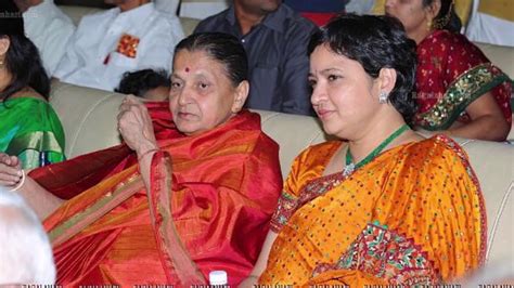 Super star Krishna first wife Indira Devi and Mahesh Babu mother Indira ...