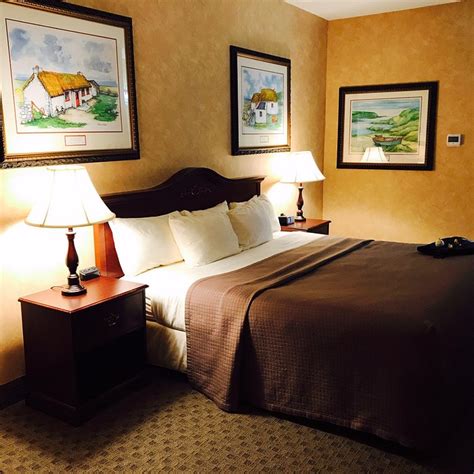 IRISH COTTAGE INN & SUITES $84 ($̶1̶1̶9̶) - Prices & Hotel Reviews - Galena, IL