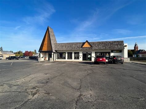 400 W Main St, Gaylord, MI 49735 - Alpine Executive Centers | LoopNet