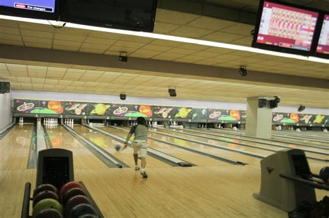 How to Join a Bowling League: 6 Steps (with Pictures) - wikiHow