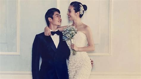 Actress Han Hye Jin shares wedding pictures to celebrate her 10th wedding anniversary with ...