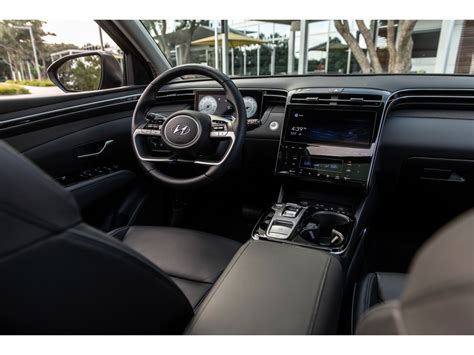 2024 Hyundai Tucson: 102 Interior Photos | U.S. News