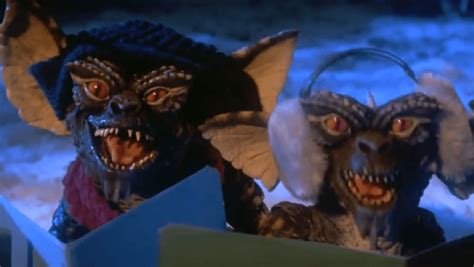 Unconventional Christmas Movie Review: Gremlins (1984) - Bleeding Fool