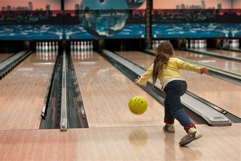 What Makes Kids Bowling Leagues the Best Team Sport?