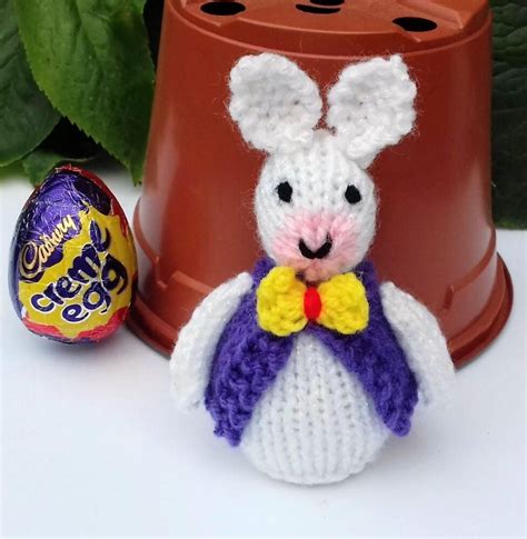 Easter Bunny - Creme Egg Cover Knitting pattern by Needles & Pins