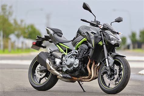 Review: 2017 Kawasaki Z900 - CycleOnline.com.au