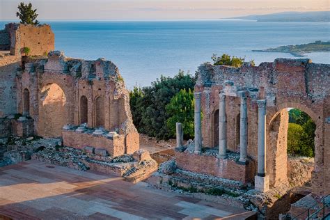 An Island of Light and Shadow: ‘The Invention of Sicily: A ...