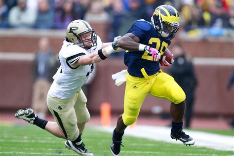 Michigan Vs. Purdue: Wolverines Ride Fitzgerald Toussaint To 36-14 Win ...