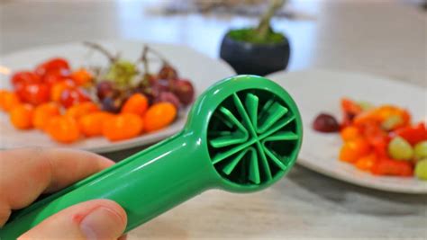 Grape Slicer Easily Cuts Grapes Into 4 Even Slices